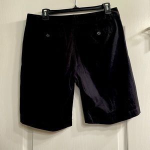 Women’s Docker Shorts. Size 6. 10 inch inseam. Black. Used- good condition